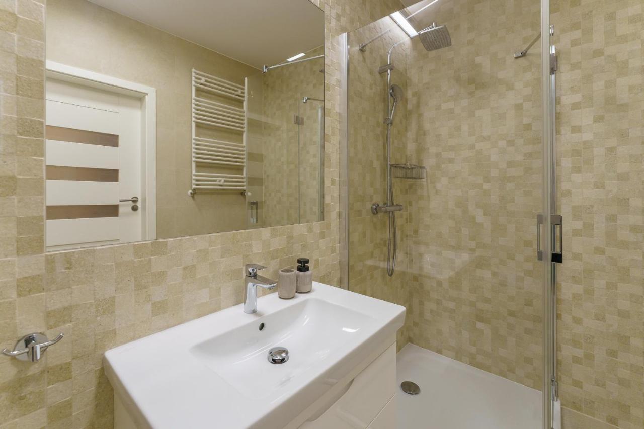 Apartment Chilliapartamenty - Nadmorskie Tarasy - Morski Z Dostepem Do Basenu Kolobrzeg